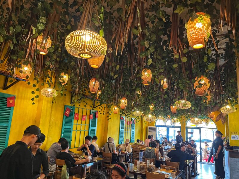 An Thoi - Nostalgic Vietnamese decor