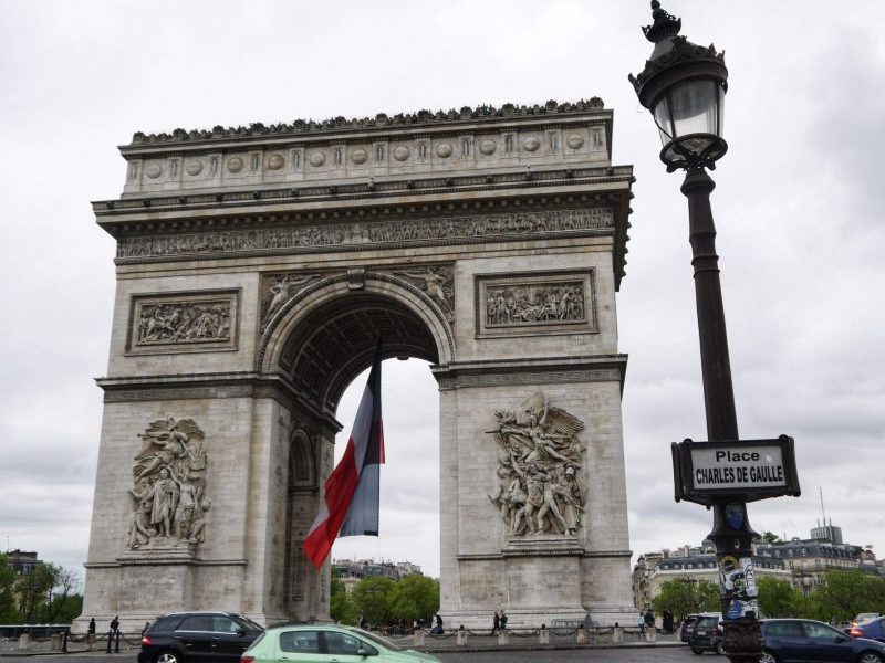 Arc de Triomphe - Paris Travel Blog