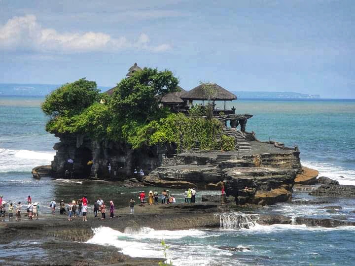 Bali Travel Guide - Tanah Lot