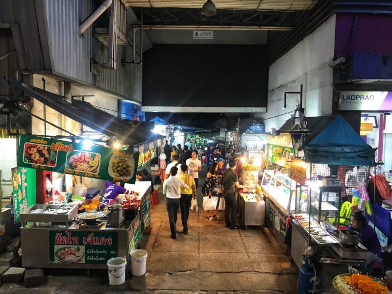 Bangkok Travel Tips - Thai Street Food