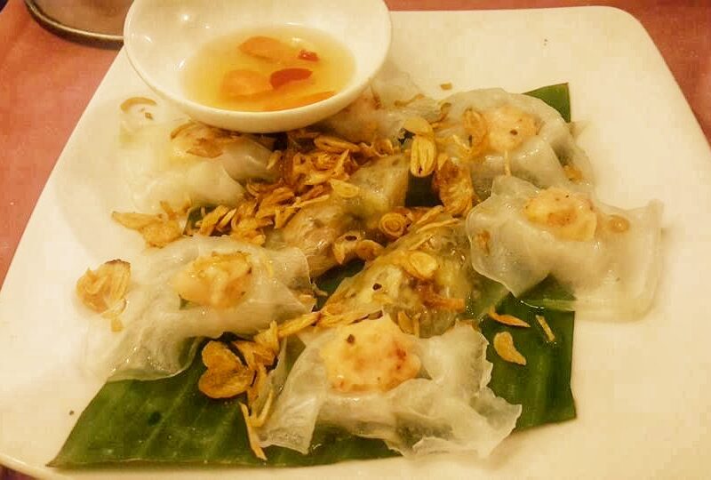 Banh Bao Banh Vac - white rose dumplings