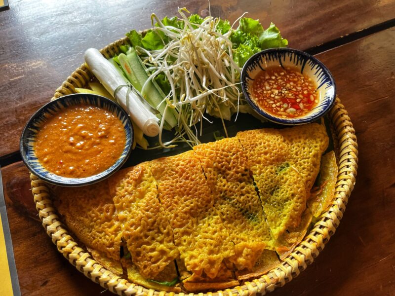 Banh Xeo - Crispy Vietnamese Crepe