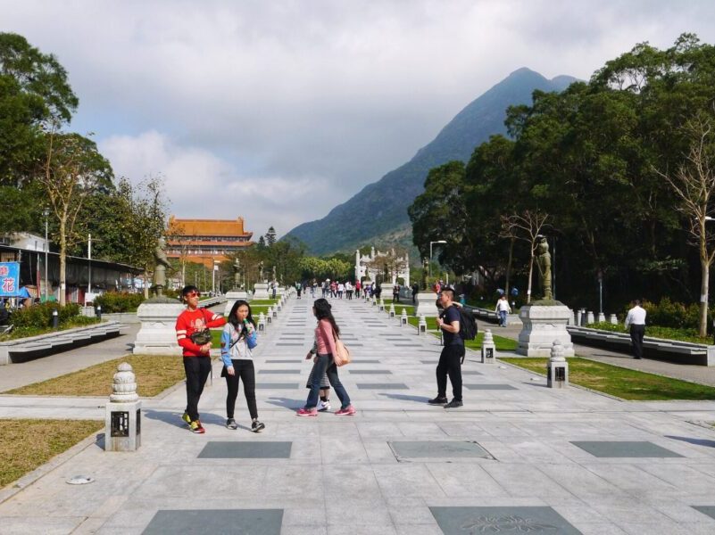 Base to Tian Tan Buddha