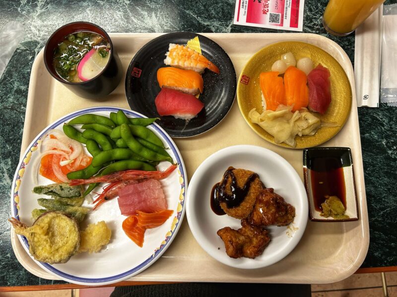 Buffet time in Hotel Urashima