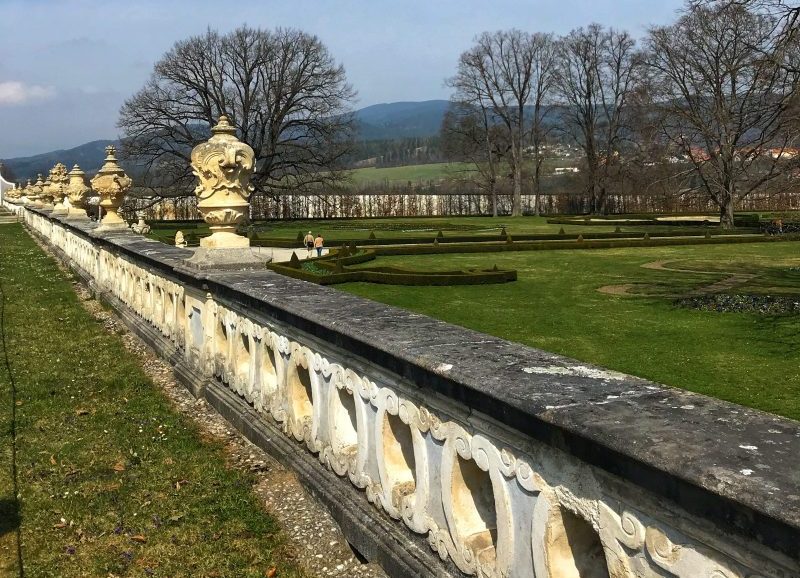 Cesky Krumlov Castle Garden