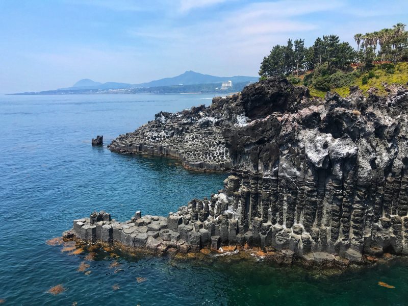 Daepo Jusangjeolli Cliff