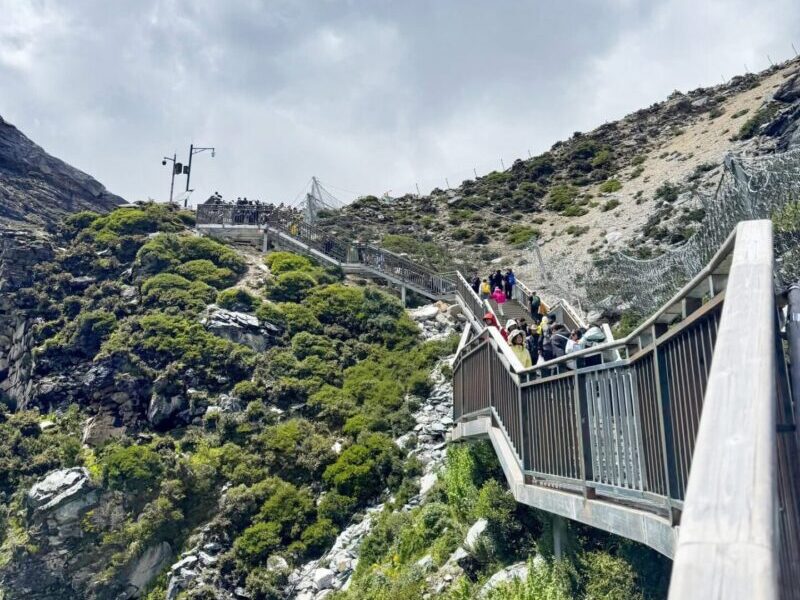 Daocheng Yading Travel blog - Uphill Hikking Path