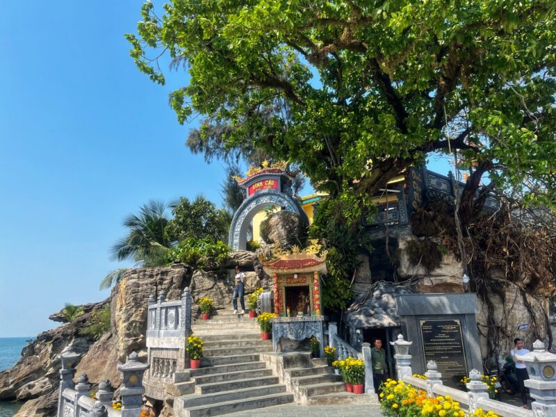 Dinh Cau Temple