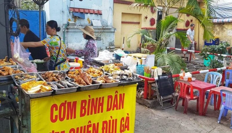 Enjoy the Street Food - Ho Chi Minh Travel Guide