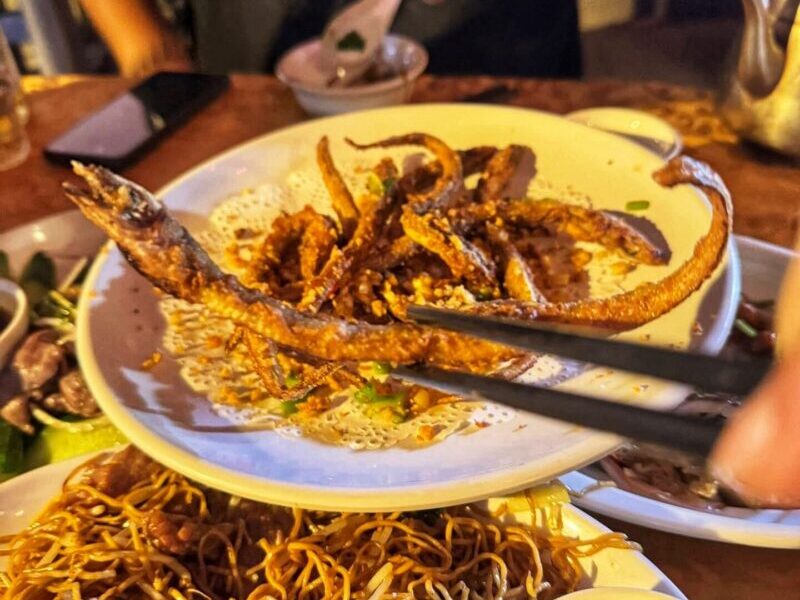 Exotic Cantonese Dish - Fried Yellow Eel