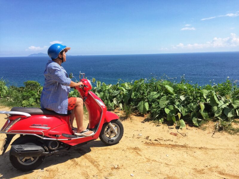 Explore Da Nang with Scooter