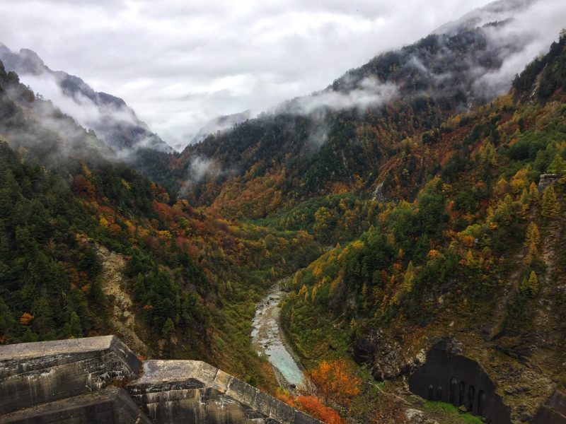 Fall foliage in Kurobe Dam