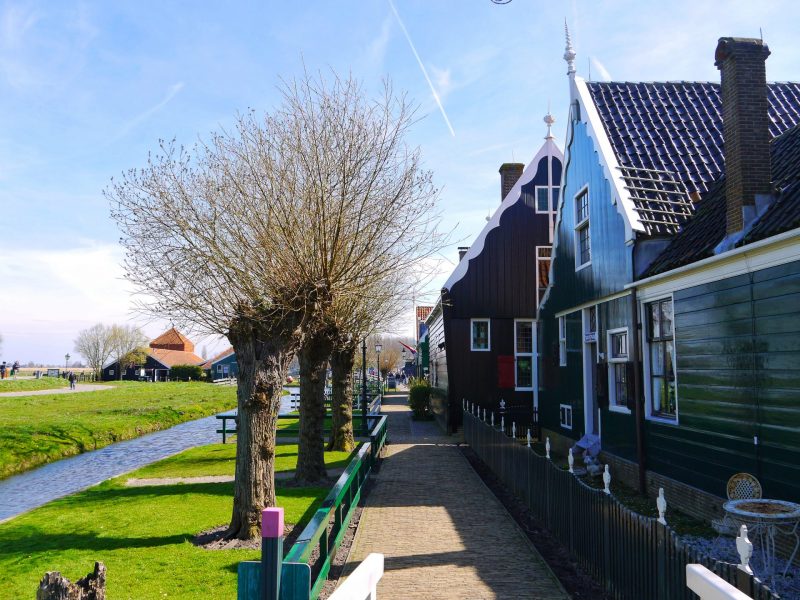 Green Wooden House in Zaanse Schans
