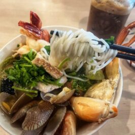 Hai Kah Lang Must-Eat Seafood Noodles