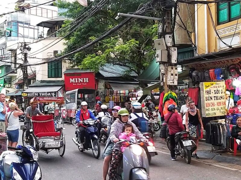 Hanoi Travel Guide - Hang Bac Street