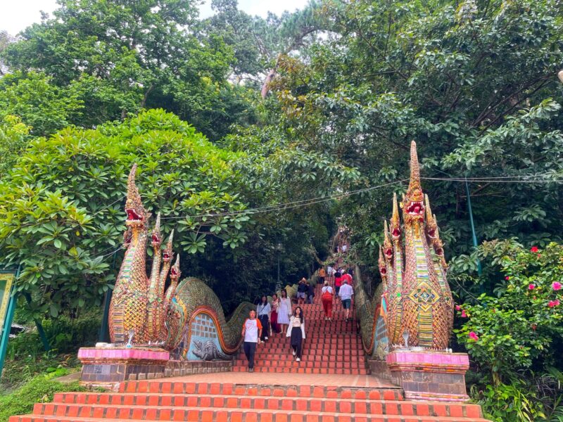 Hike Up to the Doi Suthep