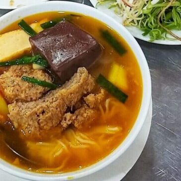 Bun Rieu Ganh: The Best Bun Rieu in Ho Chi Minh City