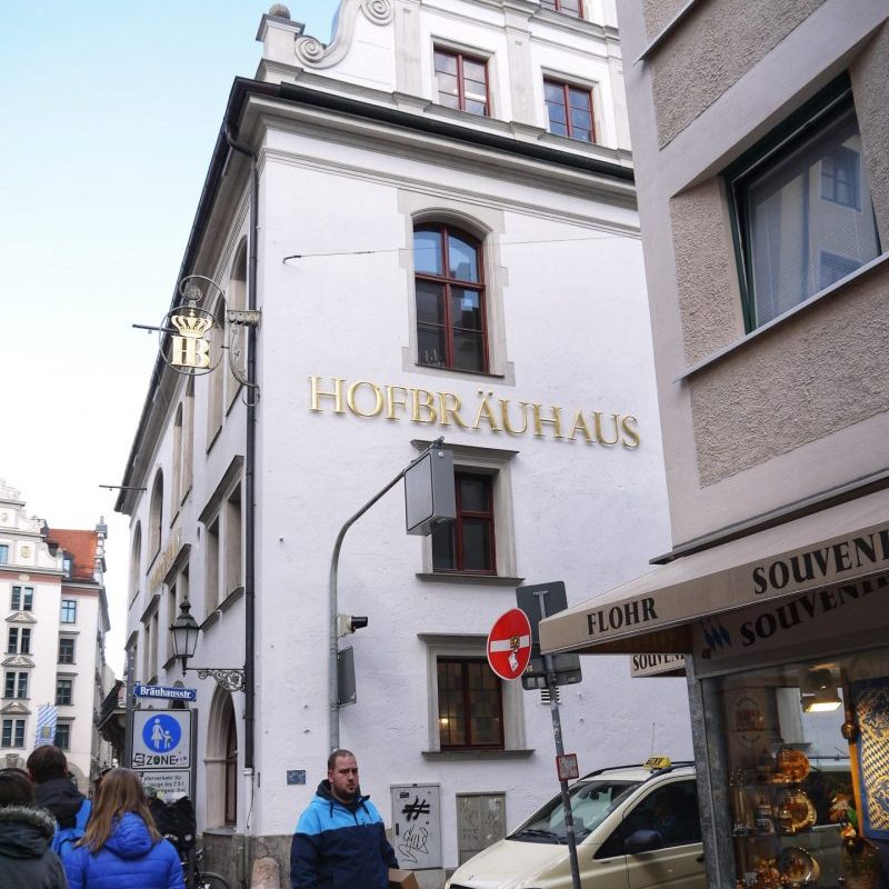 Hofbräuhaus - Best Place for traditional German food