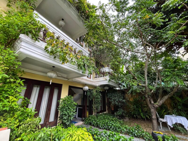 Hoian Central Hotel - garden-like atmosphere