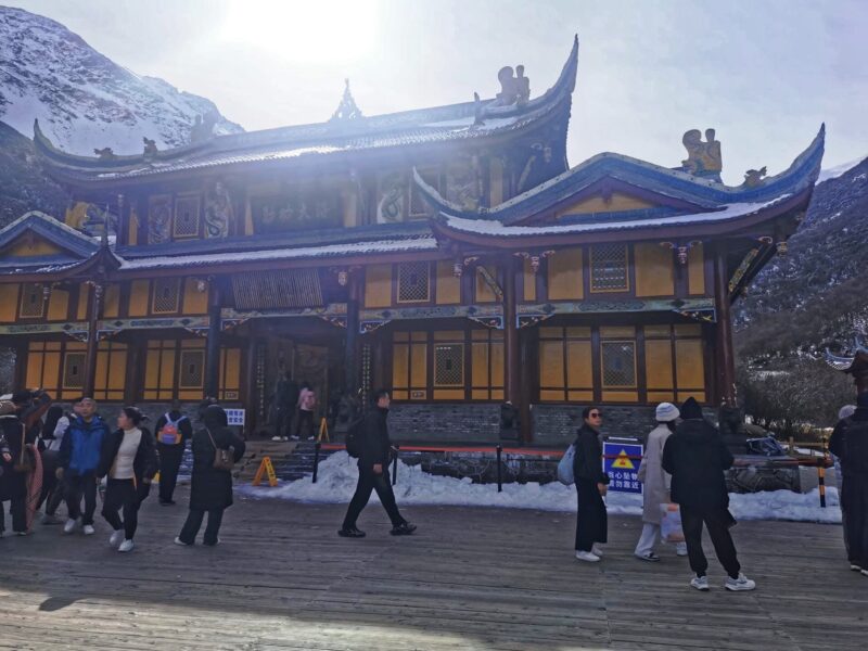 HuangLong Ancient Temple