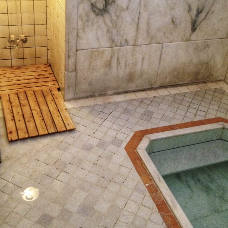 Private Family Hot Spring Bath Facilities in Ichinoyu Honkan