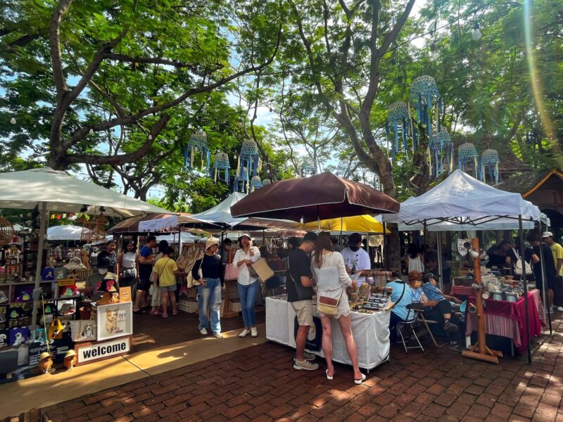 Jing Jai Market Craft Stalls