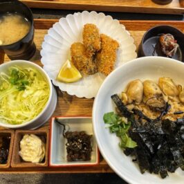 Kakiya - Must-Eat Oyster in Miyajima Island