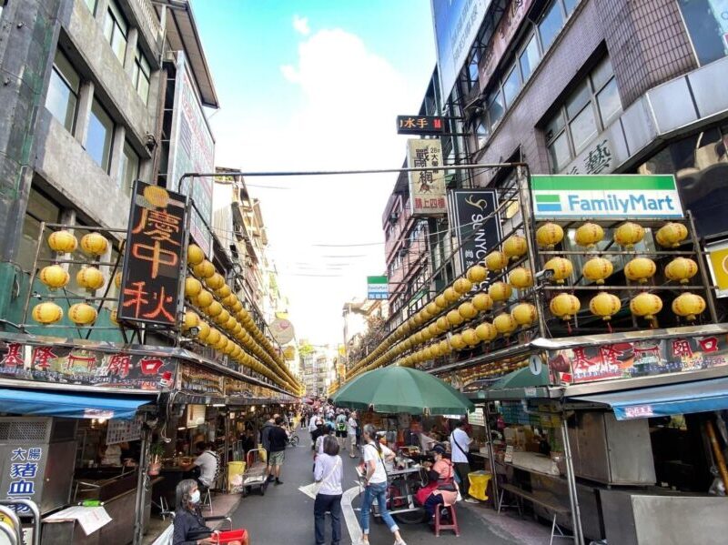 Keelung Miaokou Night Market