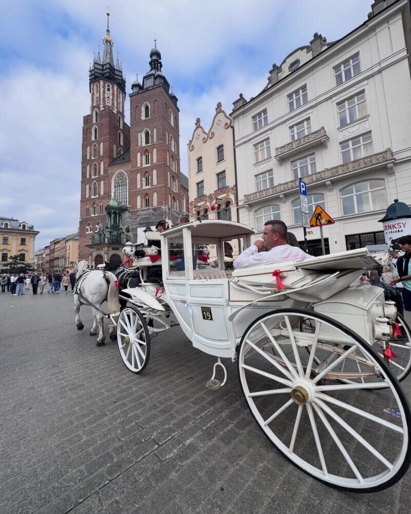 Krakow Old Town - Horse drawn carriages