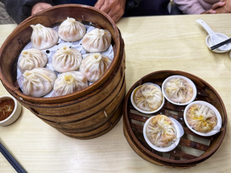 Lai Lai Xiao Long - Try Crab Xiao Long Bao