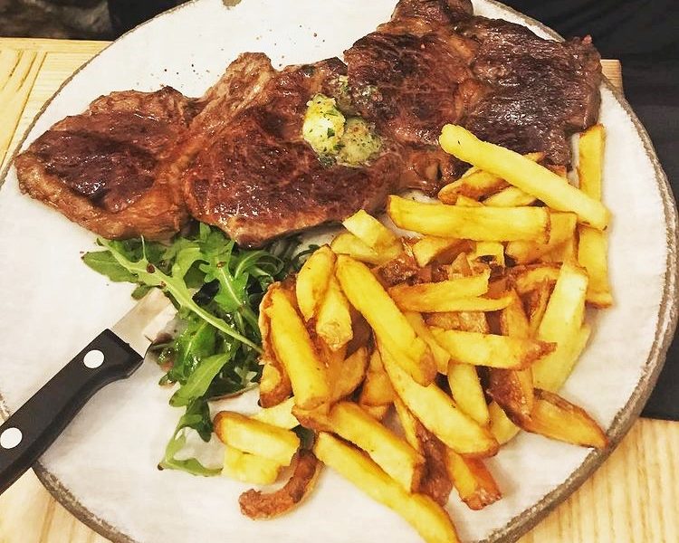 Le Poulbot Montmartre - Steak and Frites