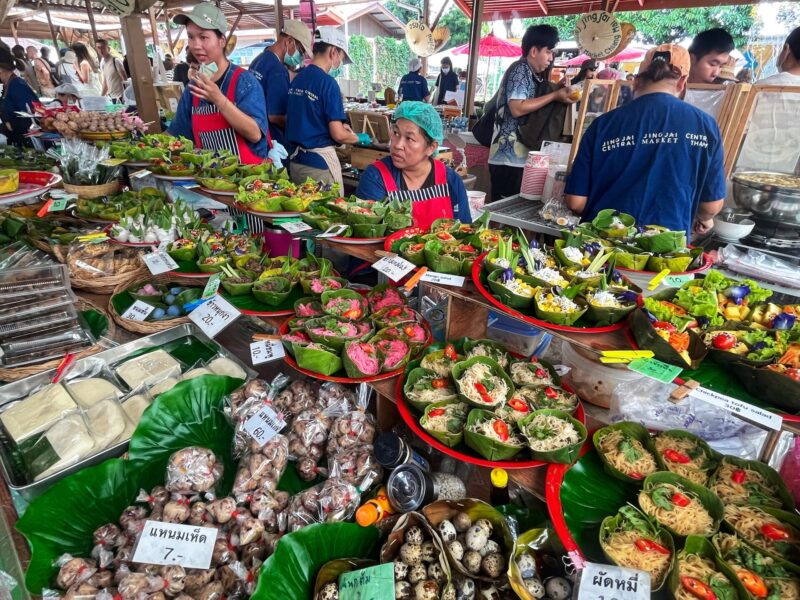 Lively Market Vibe in Jing Jai Market
