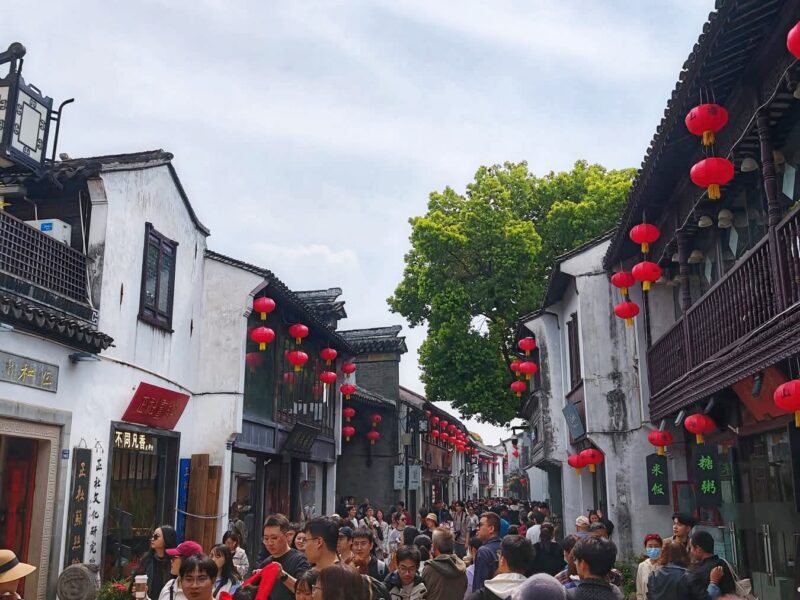 Lively street at Shantang Road