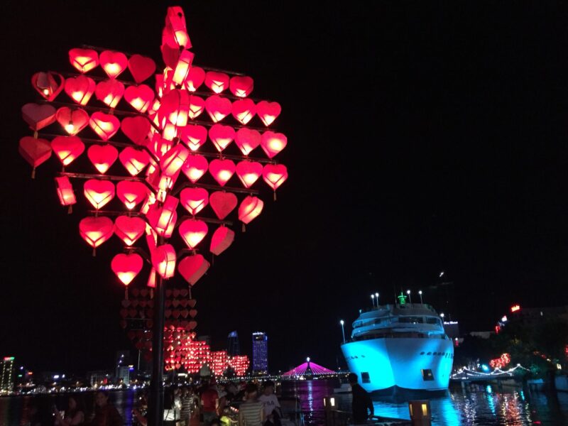 Love Shape Lights at Love Bridge - Da Nang Travel Guide
