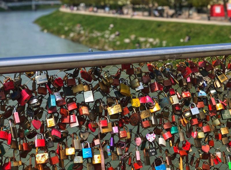 Padlocks at Makartsteg Bridge