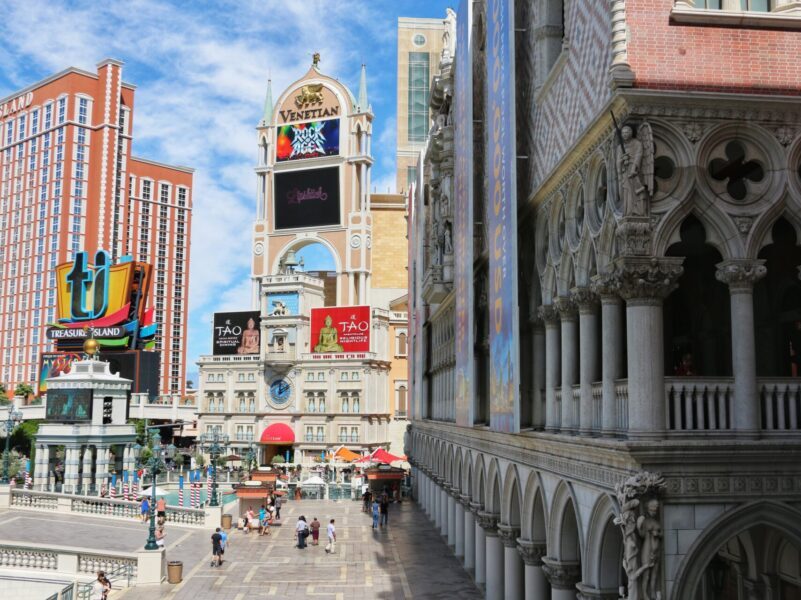 Massive Building in Las Vegas