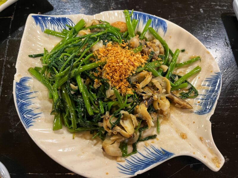 Moc Quan Da Nang - Morning Glory with Razor clams