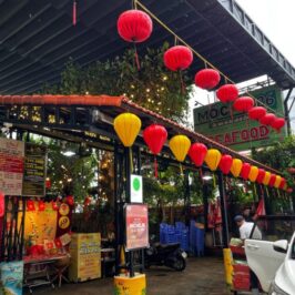 Moc Quan Seafood Restaurant