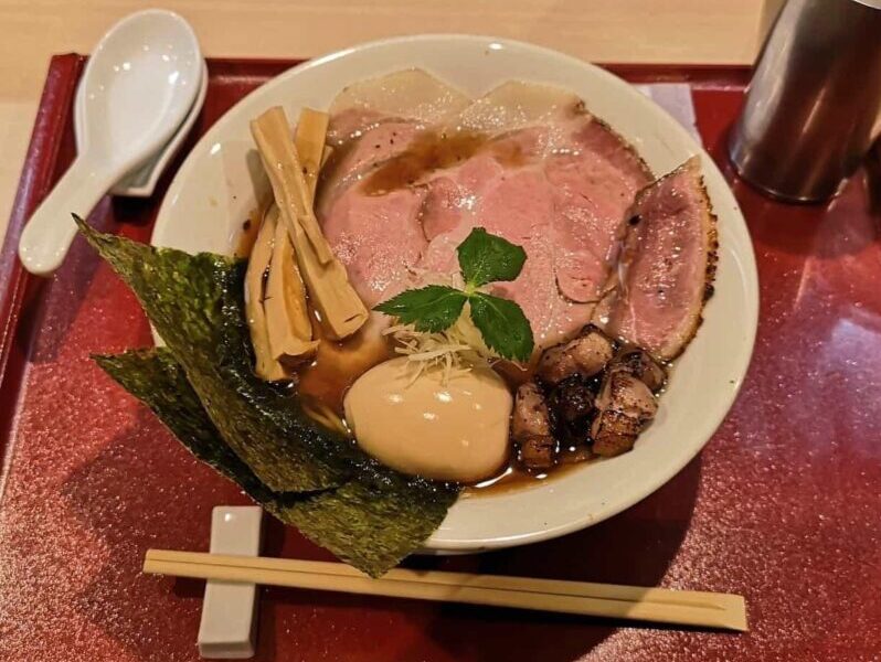 Moeyo Mensuke - Kishu Duck Ramen