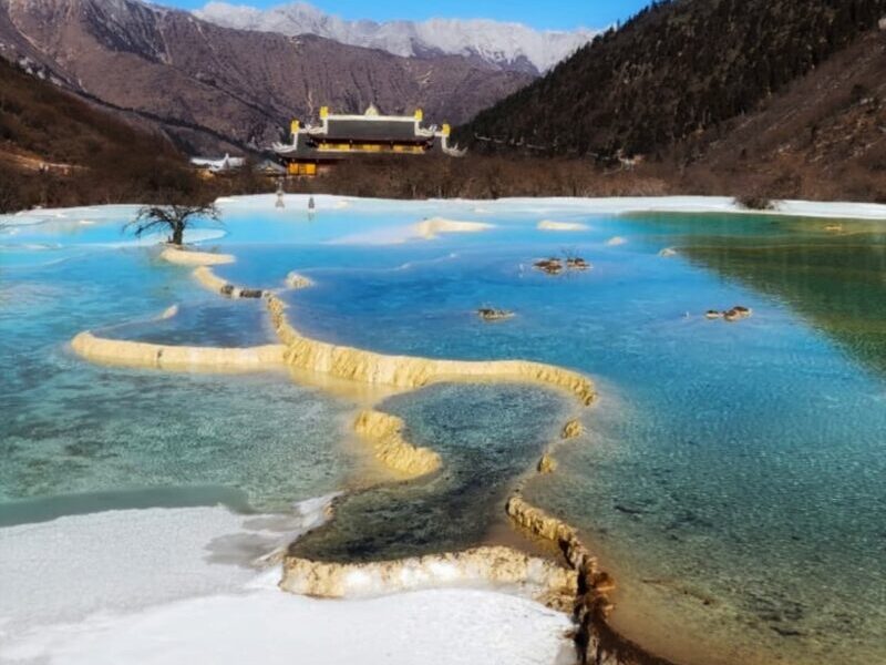 Must-see in Huanglong Itinerary Five-Color Lake