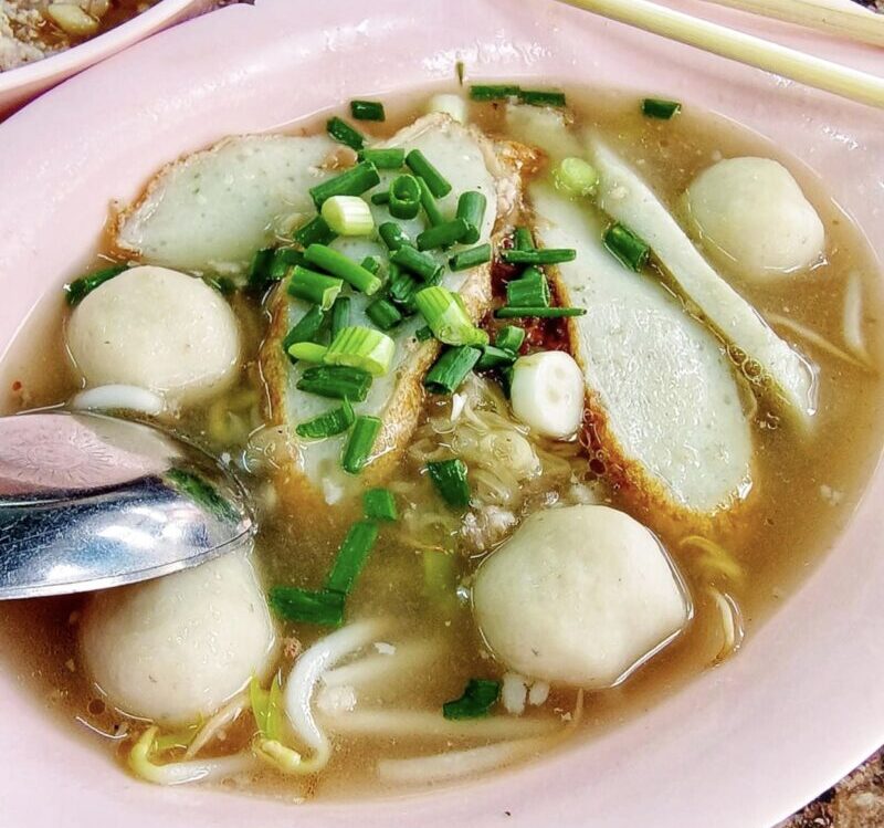 Rung Rueang Clear Soup Noodles