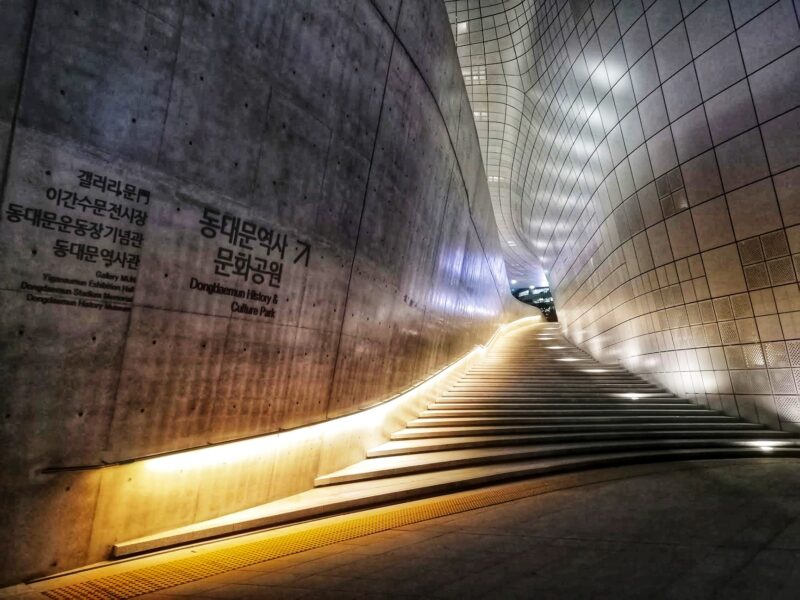 Seoul itinerary - Dongdaemun Design Plaza