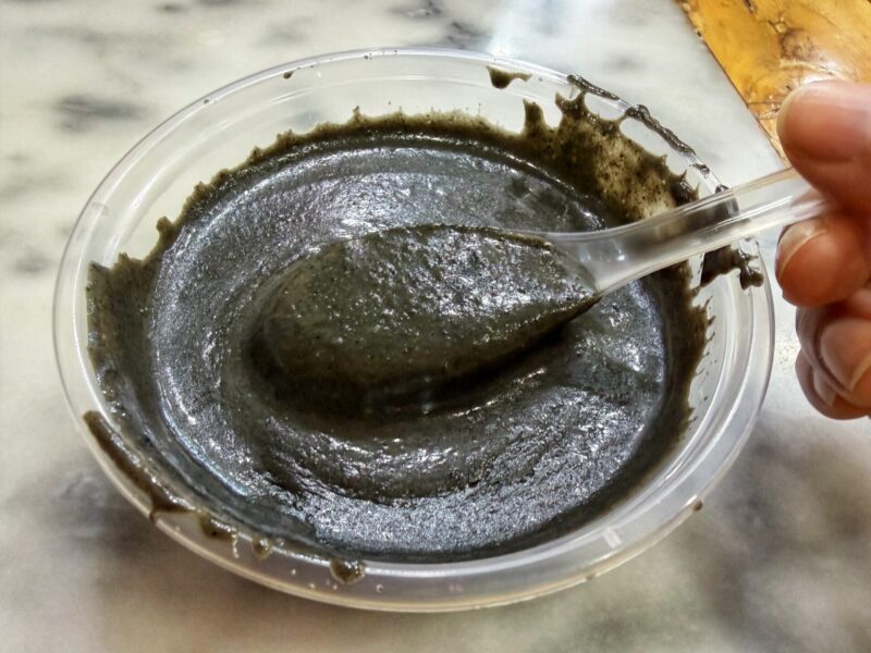 Sesame Paste Family - Thick black Sesame Paste