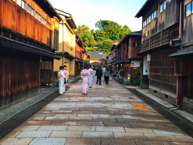 Spend Time in Higashi Chaya District For Kanazawa Itinerary