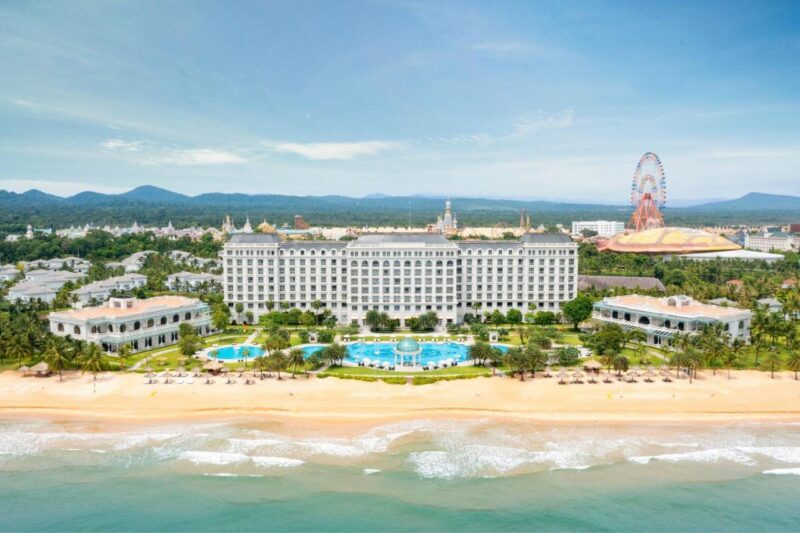 Stay at Sheraton Phu Quoc Long Beach Resort