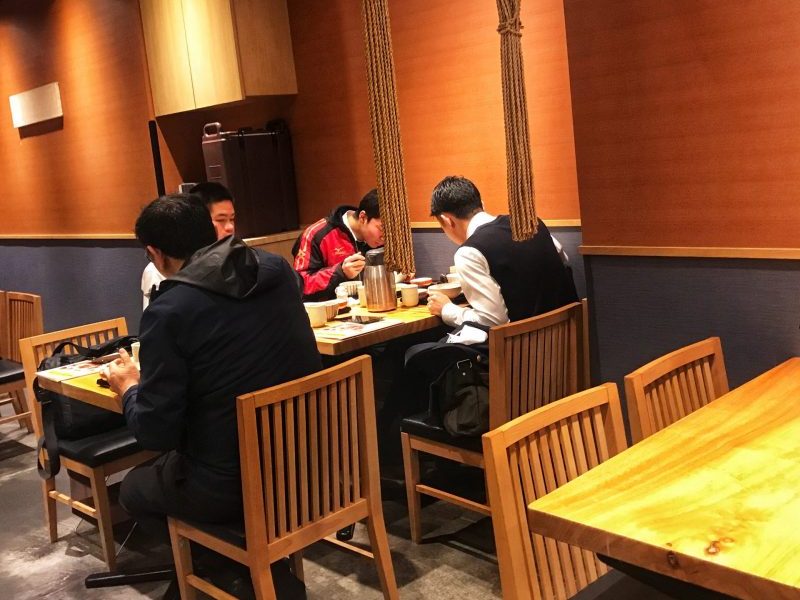 Table Seating in Tanya Hakata