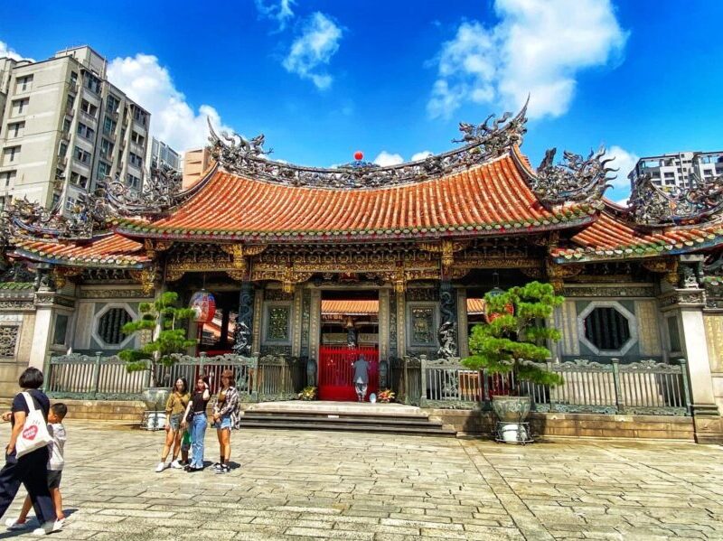 Taipei itinerary - Bangka Longshan Temple