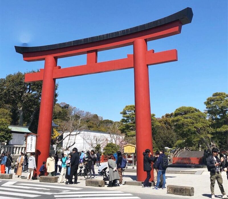 Torii gate to Tsurugaoka Hachimangu Shrine
