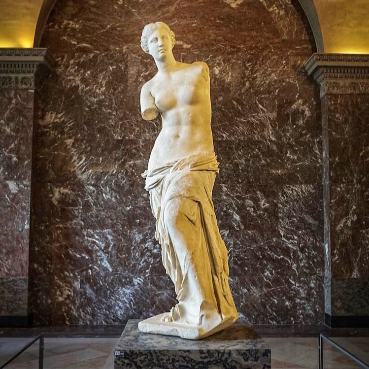 Venus de Milo - Louvre Museum Travel Guide