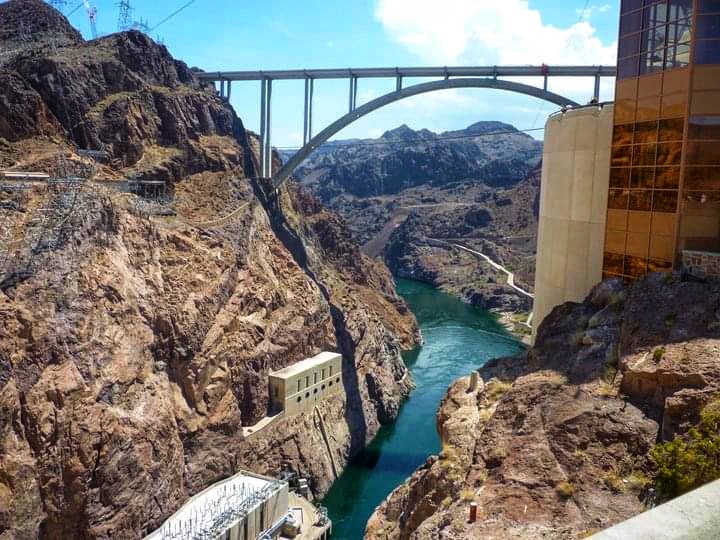 Visit Hoover Dam from Las Vegas